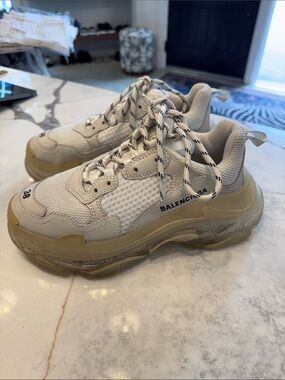 Balenciaga Sneakers